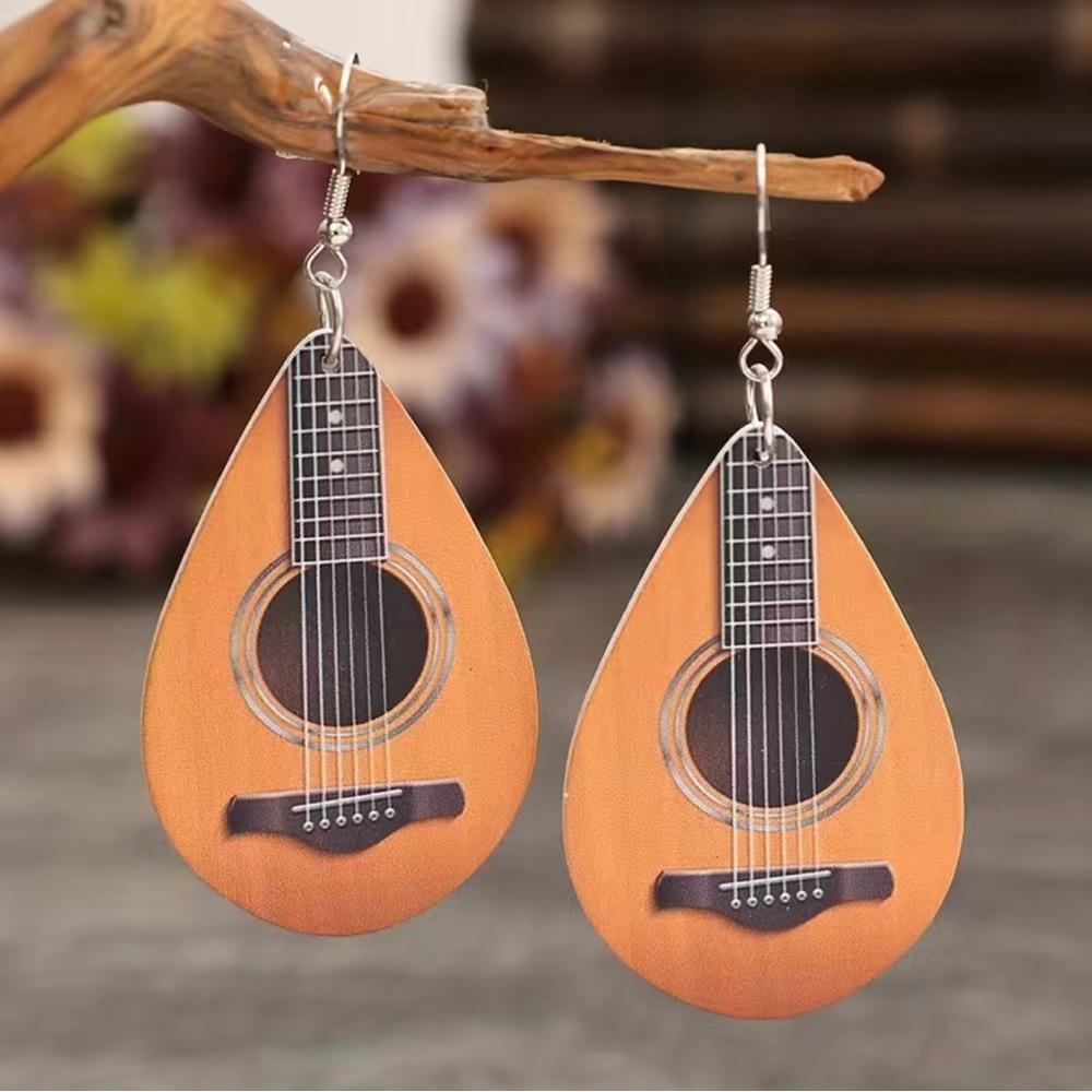 😎 super cool guitar or ukulele earrings! NEW
